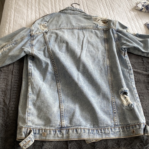 Levi Strauss Oversized Denim Distressed Jacket - Picture 2 of 2